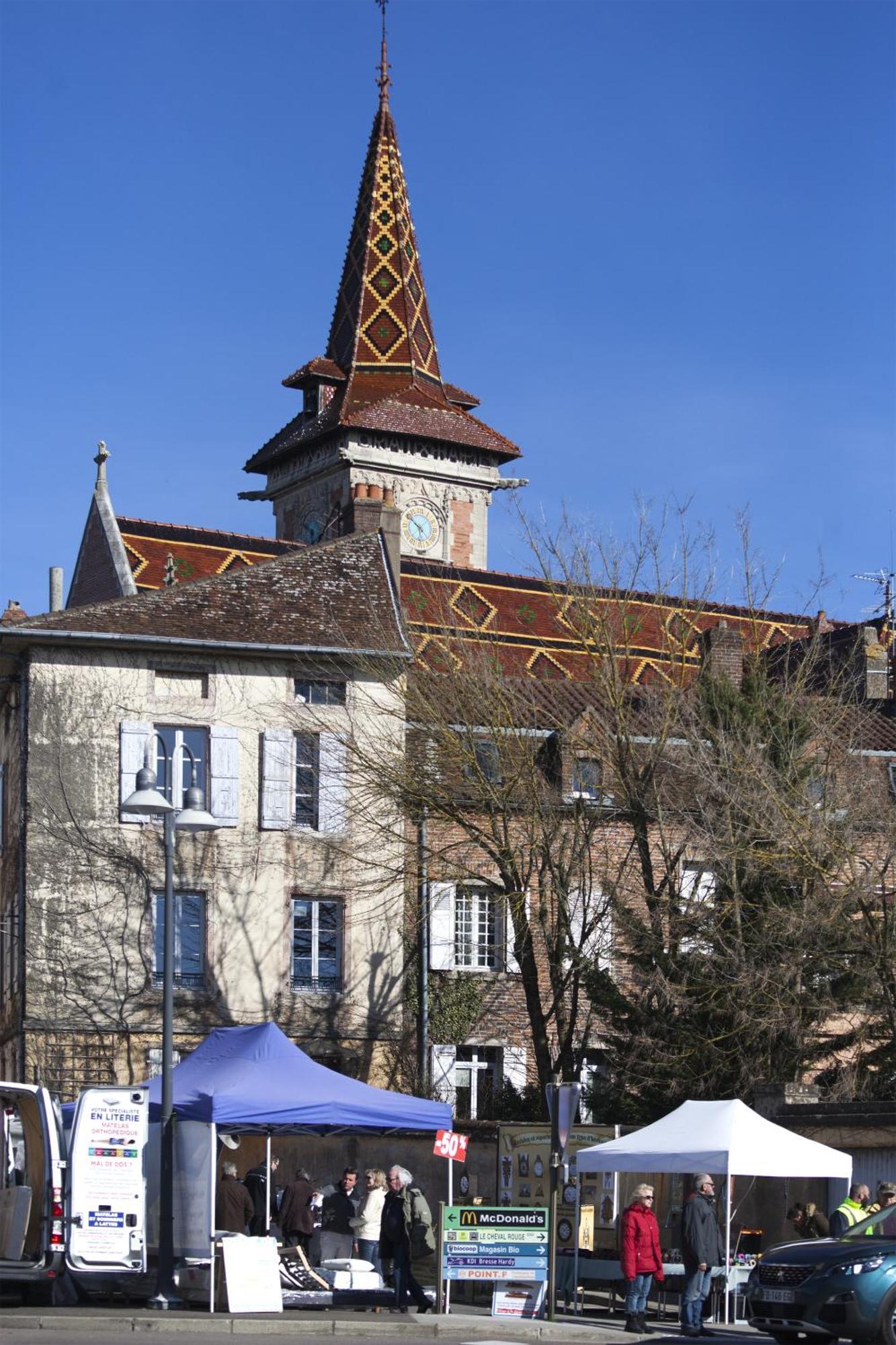 Appart Hotel Eugenie Louhans Luaran gambar