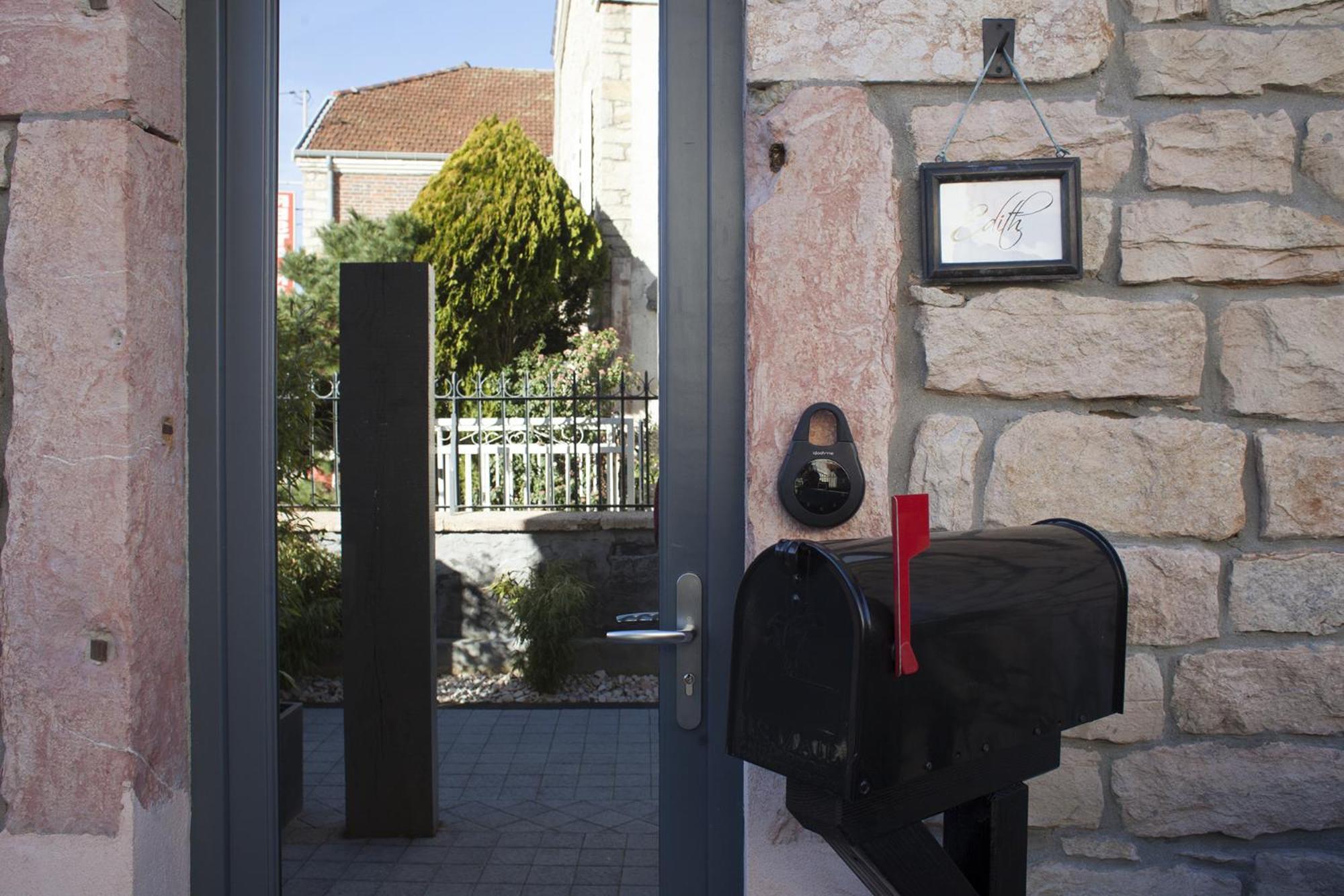 Appart Hotel Eugenie Louhans Luaran gambar